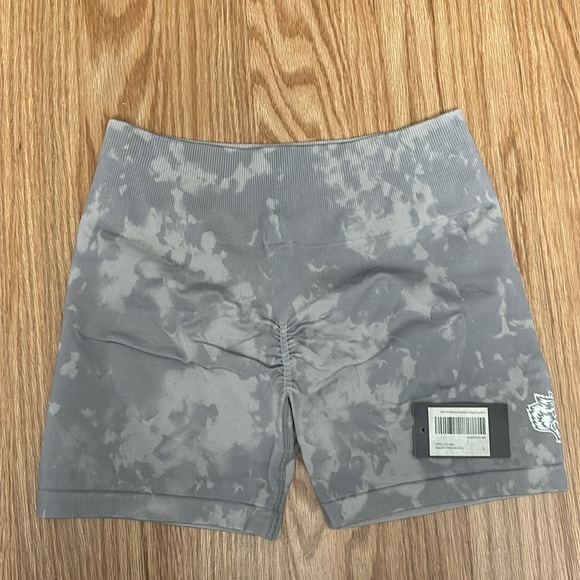 ❌SOLD❌Shadow Tonal Darc Sport shorts - Picture 3 of 5